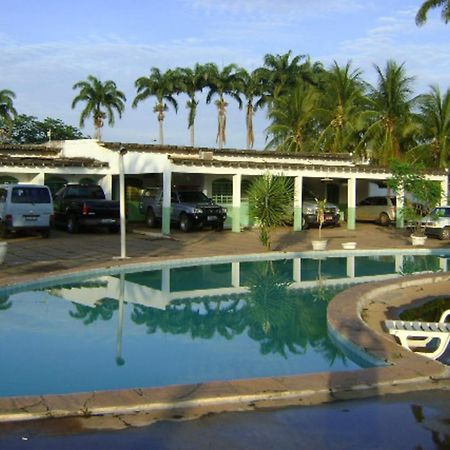 Hotel Das Palmeiras Barreiras  Dış mekan fotoğraf